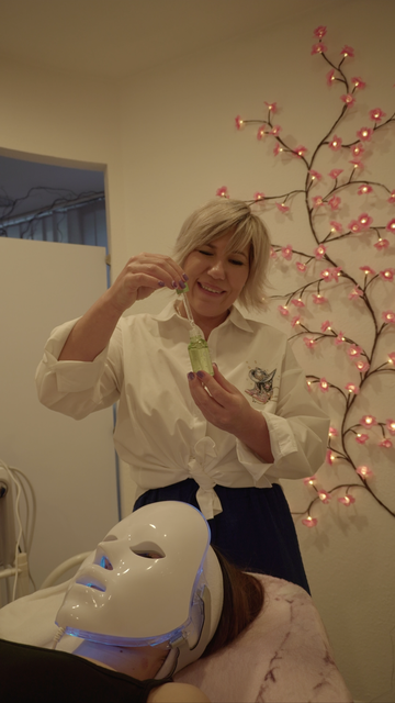 Kaiser Zsófi kozmetikai szalonjának saját fotója